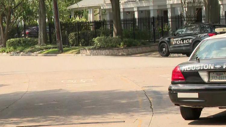 Homeowner shoots man who allegedly broke into his Montrose home, police say