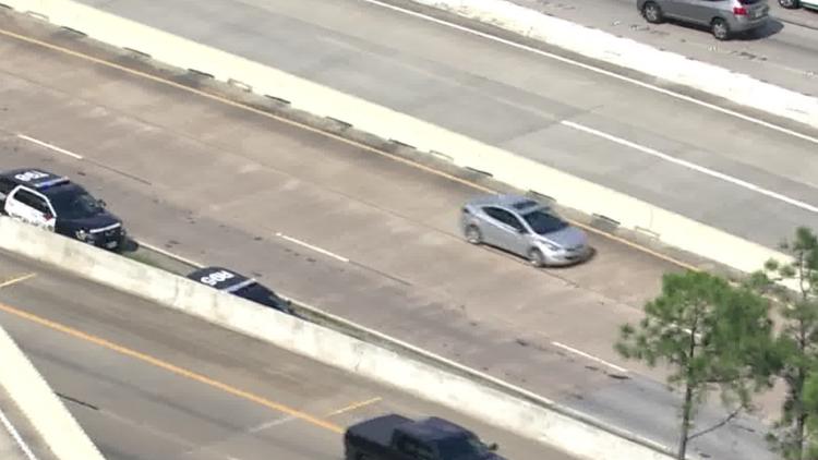 Body found near railroad tracks along North Freeway in Houston, police say