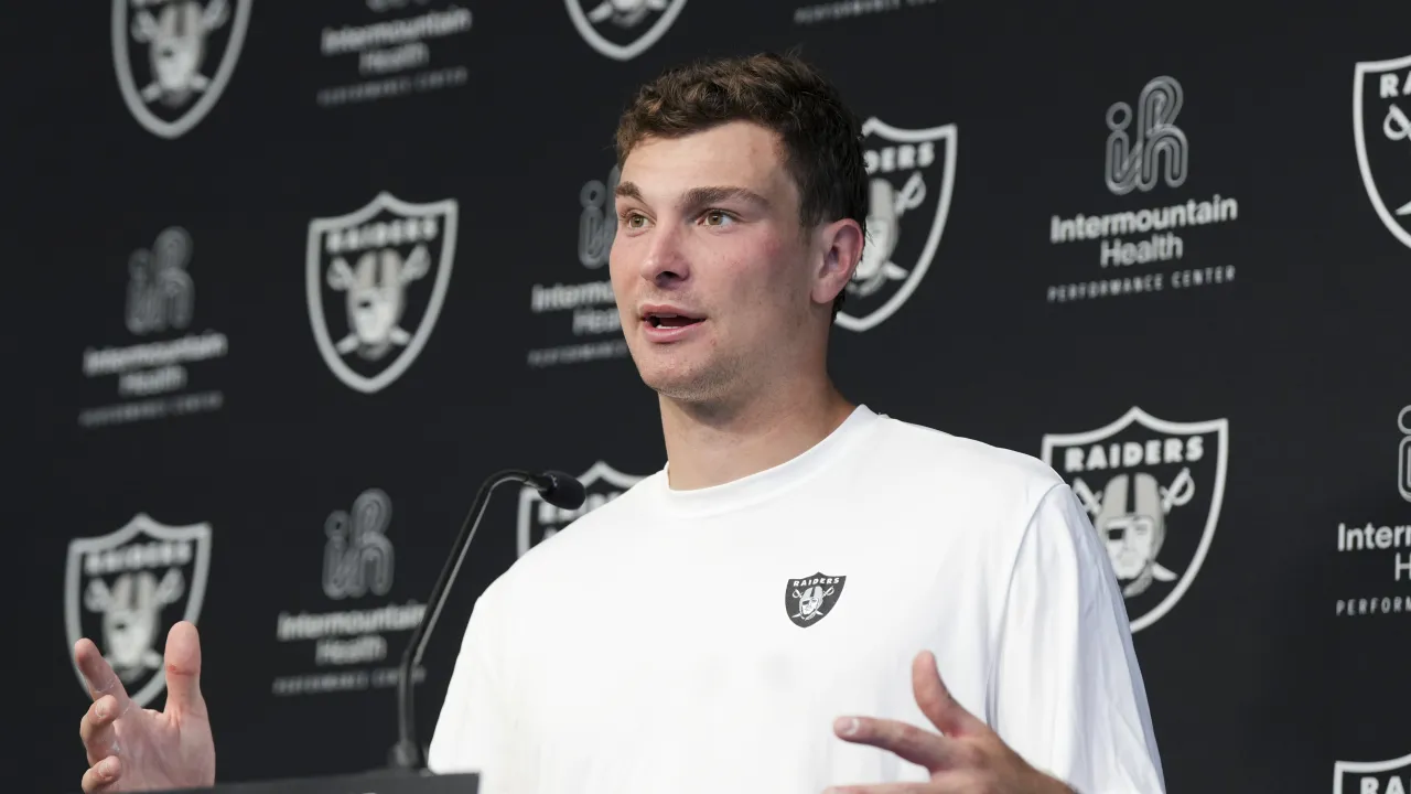 Raiders' Fernando Mendoza drops surprising career update
