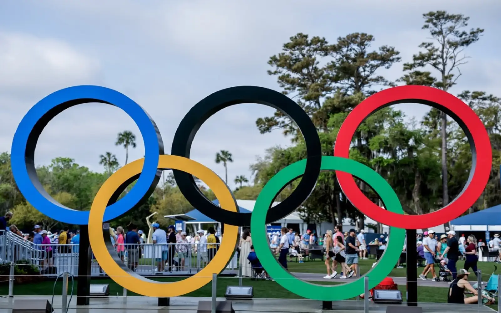 Berlin withdraws from race to host summer Olympics