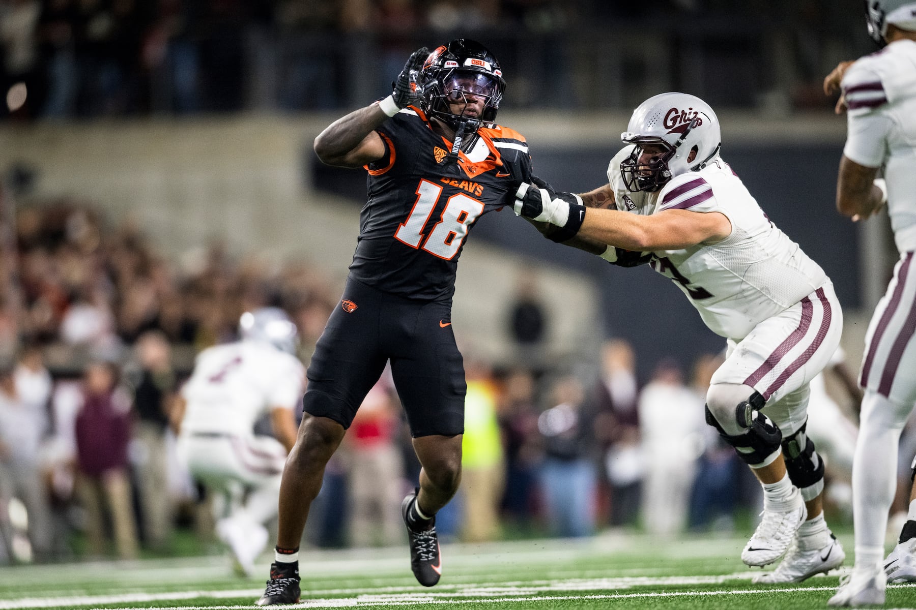 How Oregon State turned a raw athlete into a starting linebacker