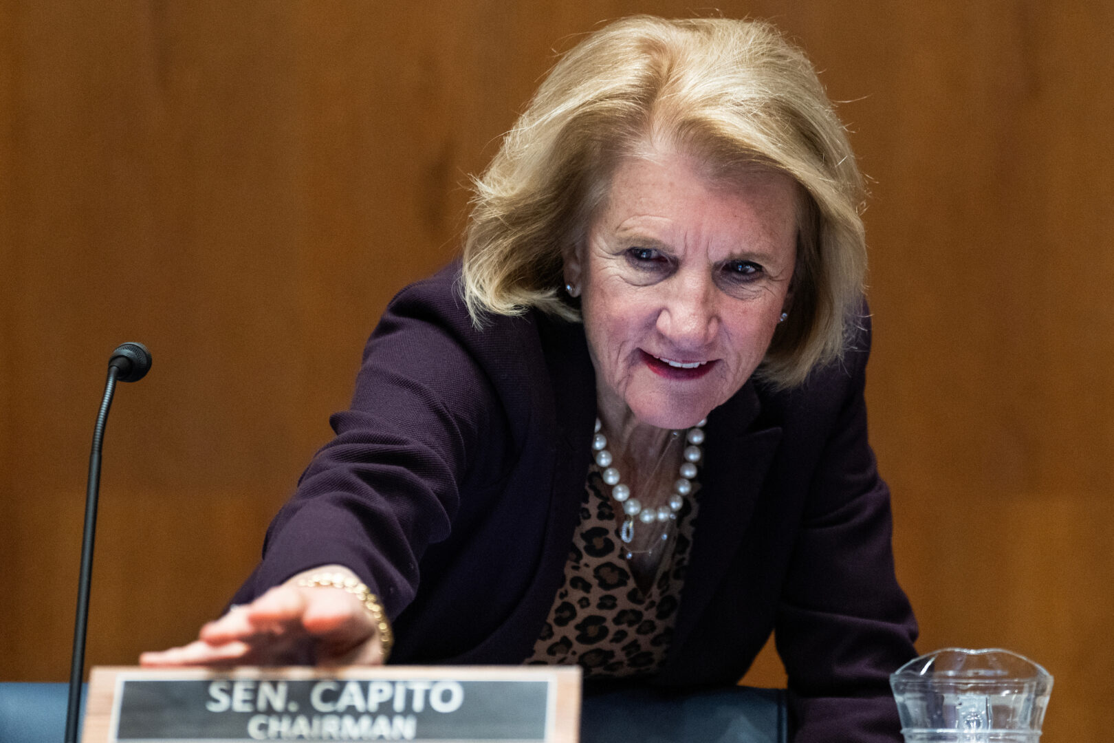 Permitting deal down to the wire as senators look to the exits