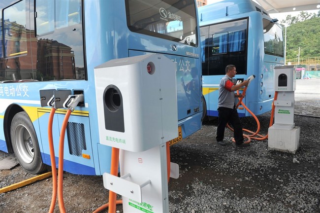 NYC's Electric Bus Love Affair Is Out for Gas
