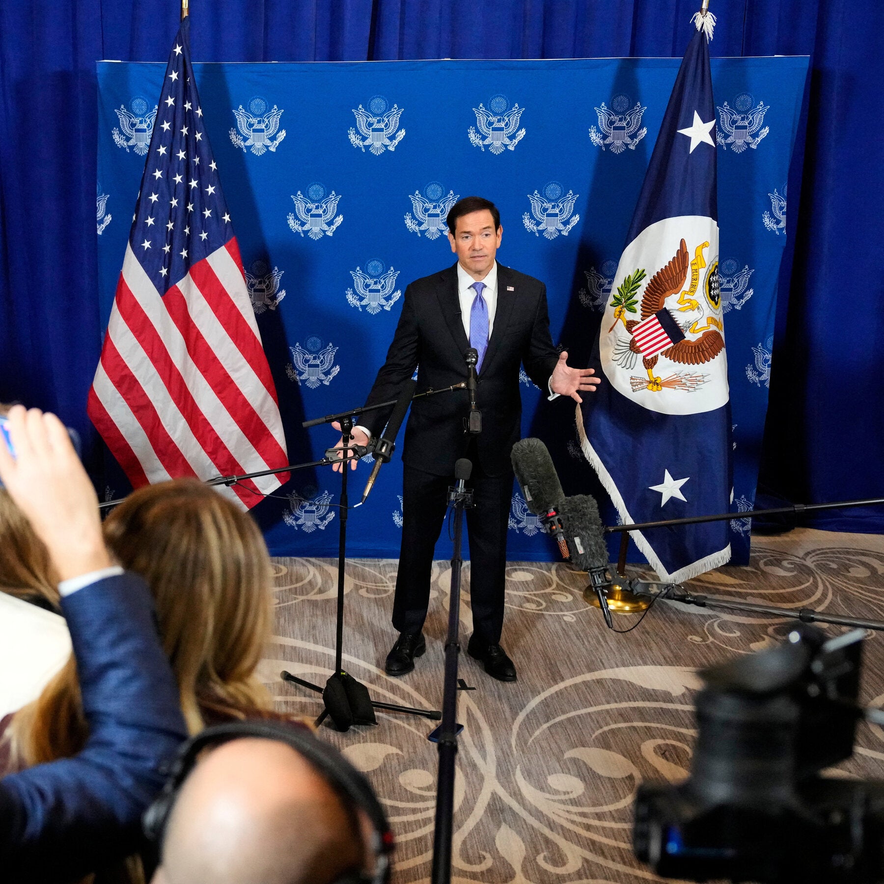 Trump Aides Seek to Jump Start Diplomacy With Iran as Crisis Widens