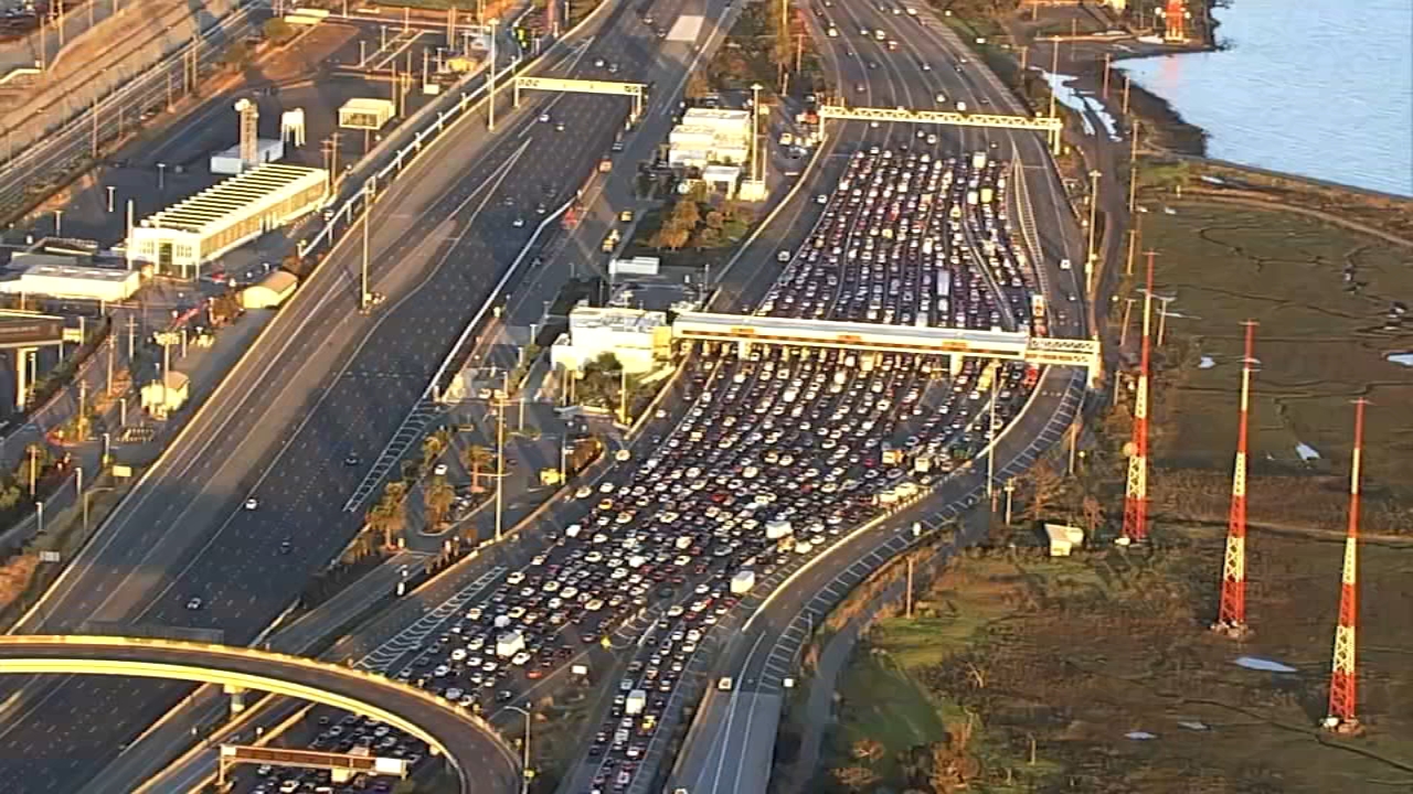 Report claims Bay Area commuters face longer drives if transit funding fails