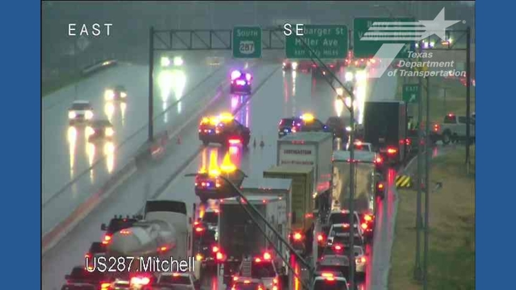 Fatal crash involving garbage truck causes complete highway closure in Fort Worth