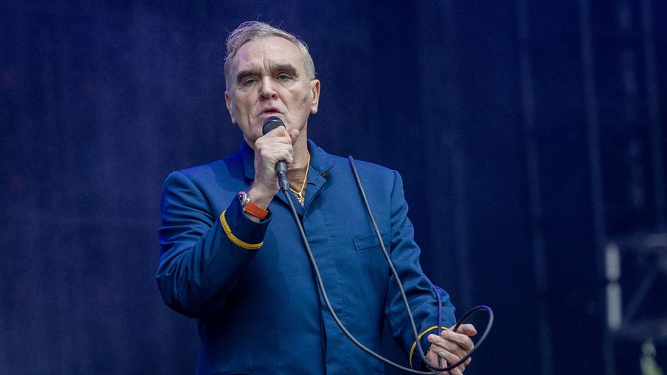 Morrissey, SUGAR, Angine De Poitrine Highlight Rainy Day At Riot Fest