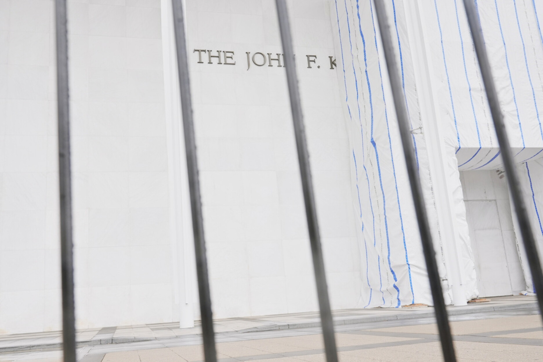Court Filing Says Kennedy Center Hazards Prompted Closing, Not Trump’s Threats