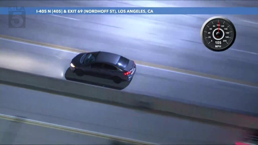 Police chase speeding driver in Los Angeles County