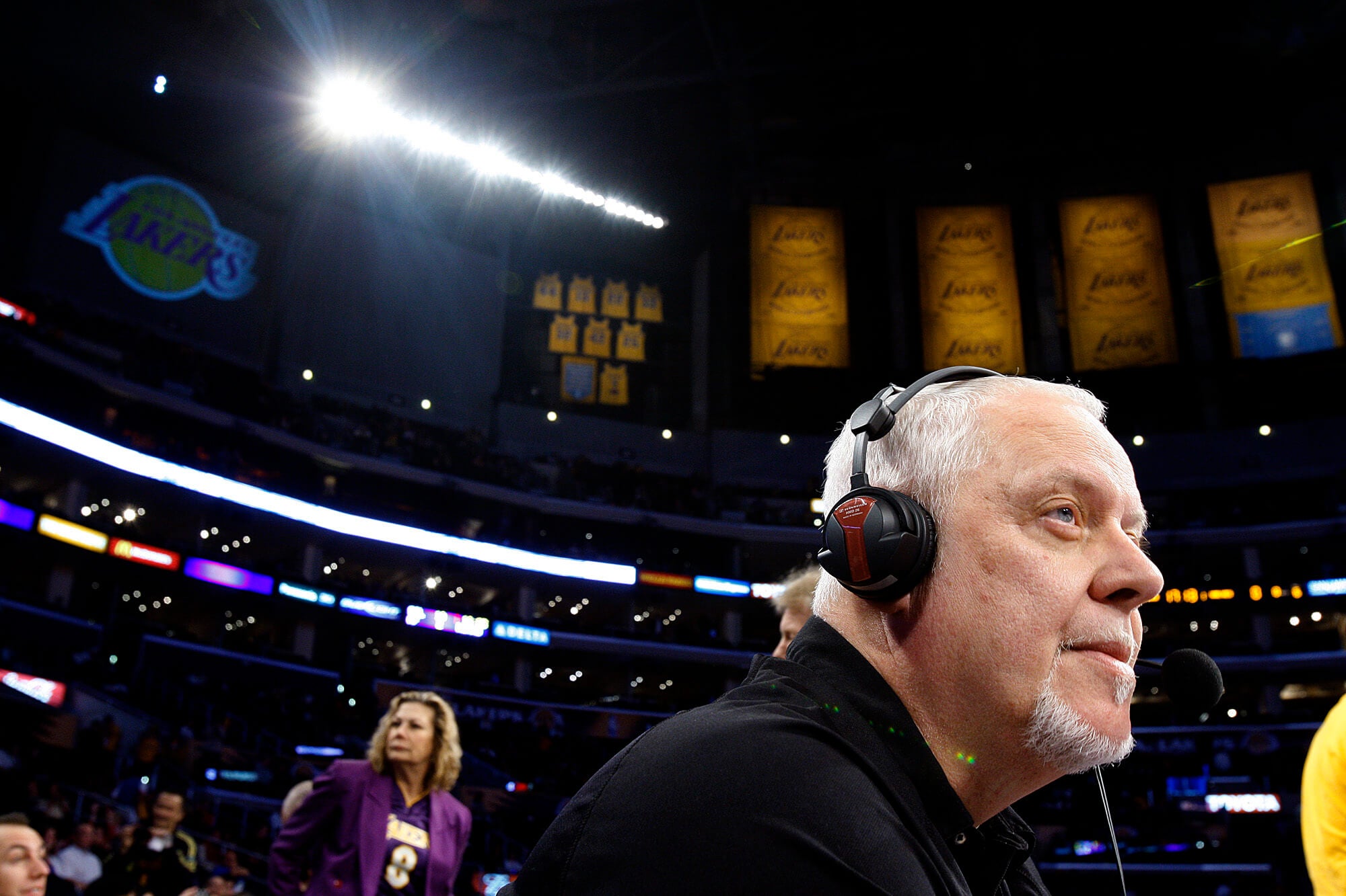 Longtime Lakers announcer Lawrence Tanter dies at 76: 'Forever in our hearts'