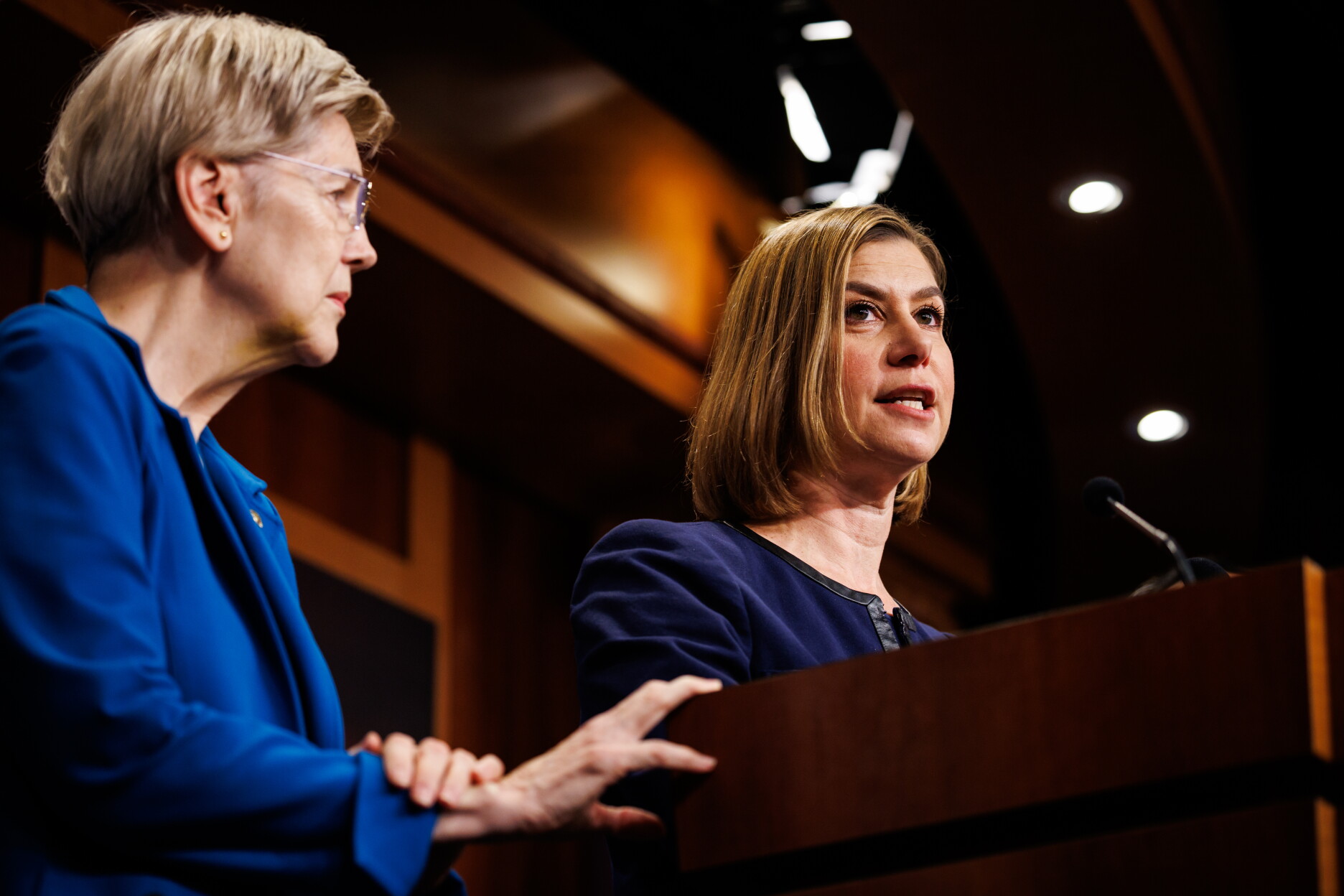 Democrats Brace for a Crypto PAC Cash Avalanche