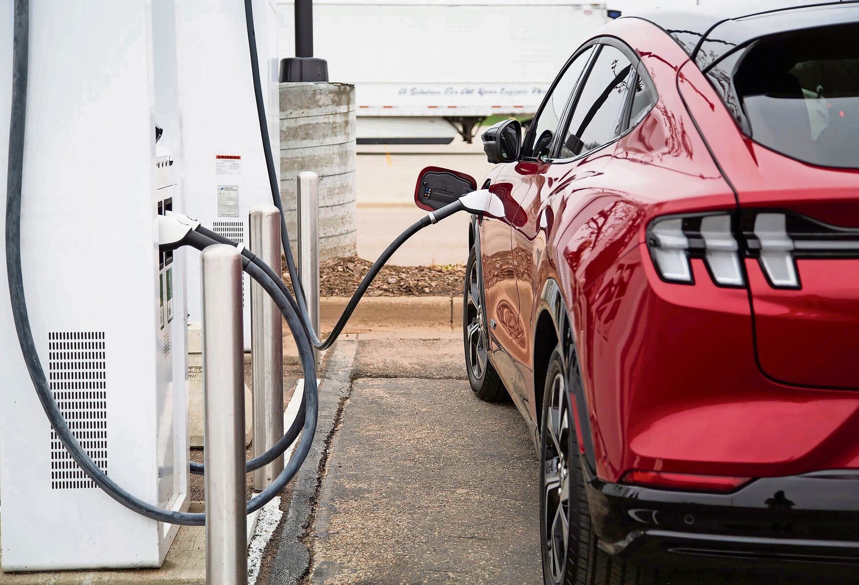 Every new vehicle in the U.S. may soon be required to have this once-common feature