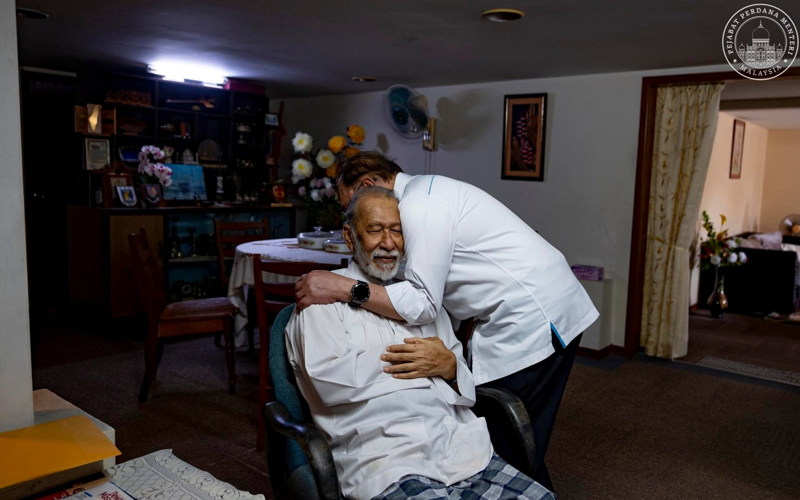 Anwar’s eldest brother passes away