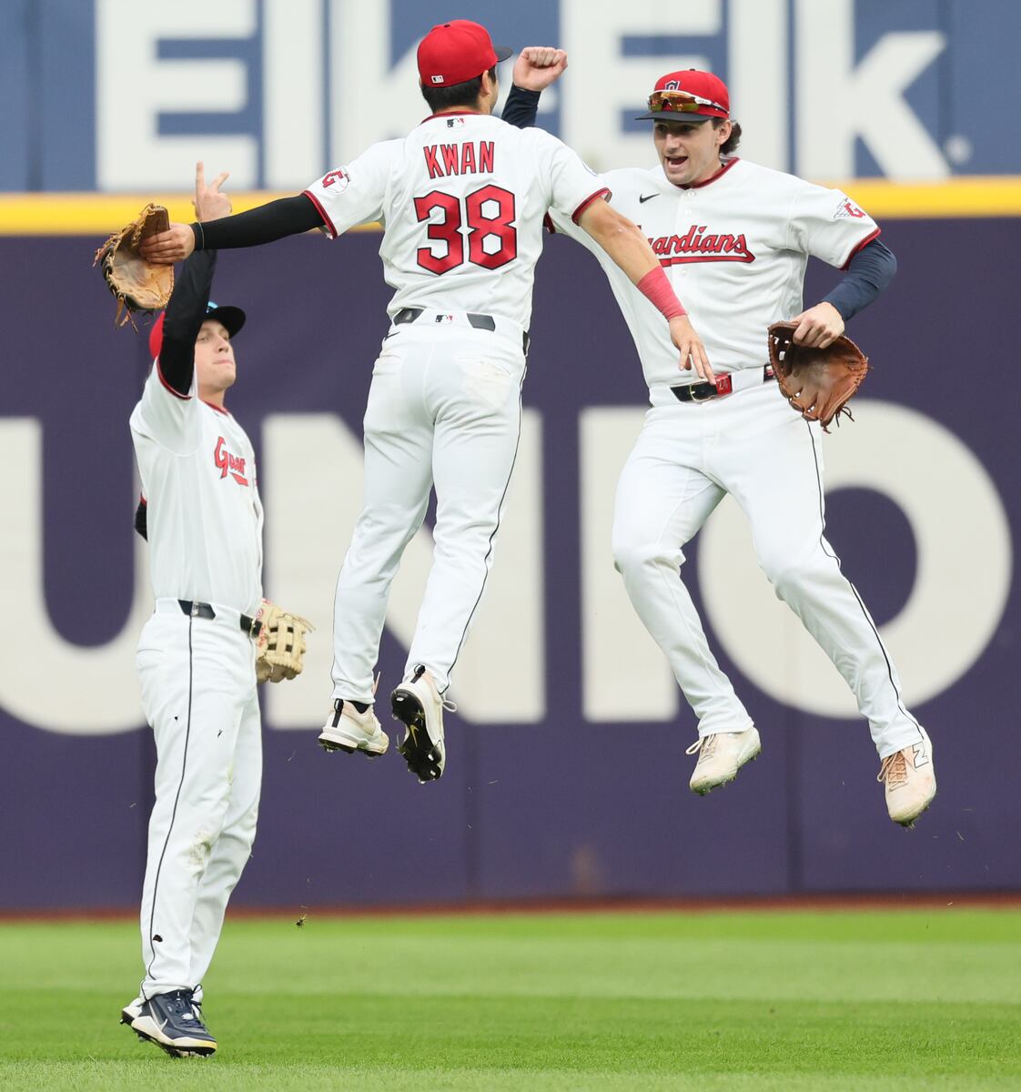 As playoffs approach, are Guardians being taken for granted? – Terry Pluto