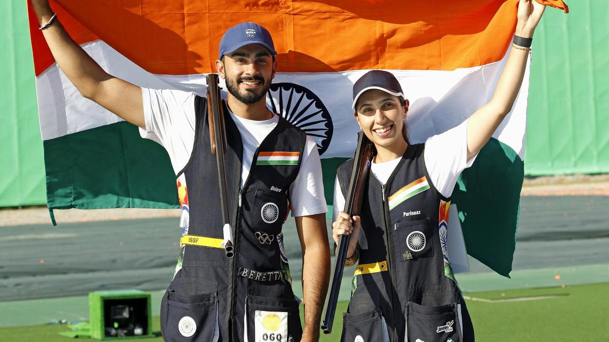 Asian Games | Naruka-Parinaaz duo clinches bronze; pistol shooters disappoint
