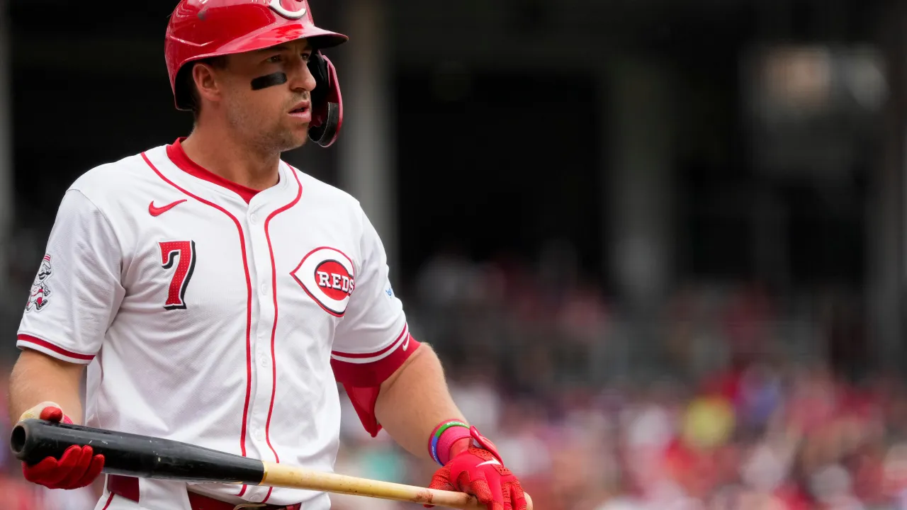 Reds get offseason surgery update on .739 OPS utilityman