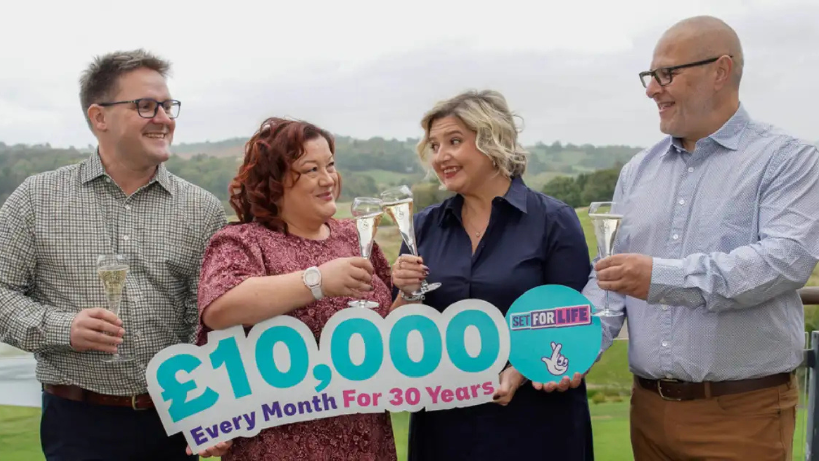 Cardiff mum asked for 'sign' from late sister before waking up to life-changing lottery win