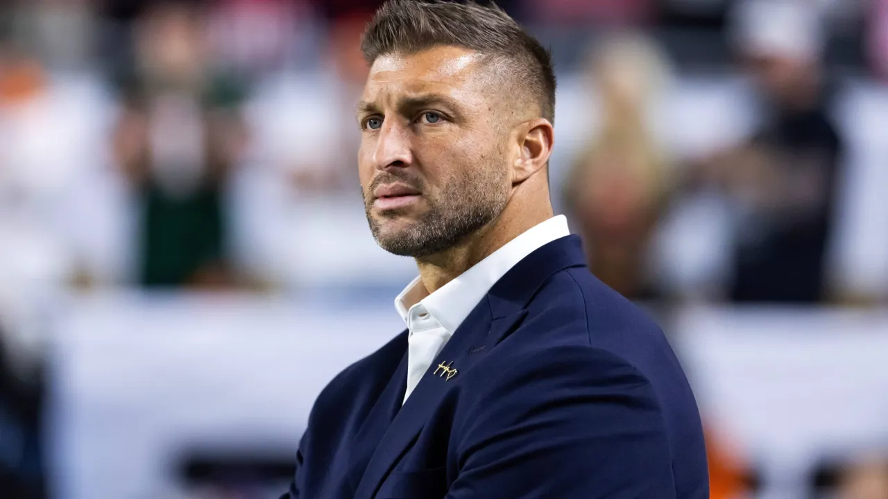 Pablo Torre zeroes in on Tim Tebow and his Christian 'scam' in latest investigation