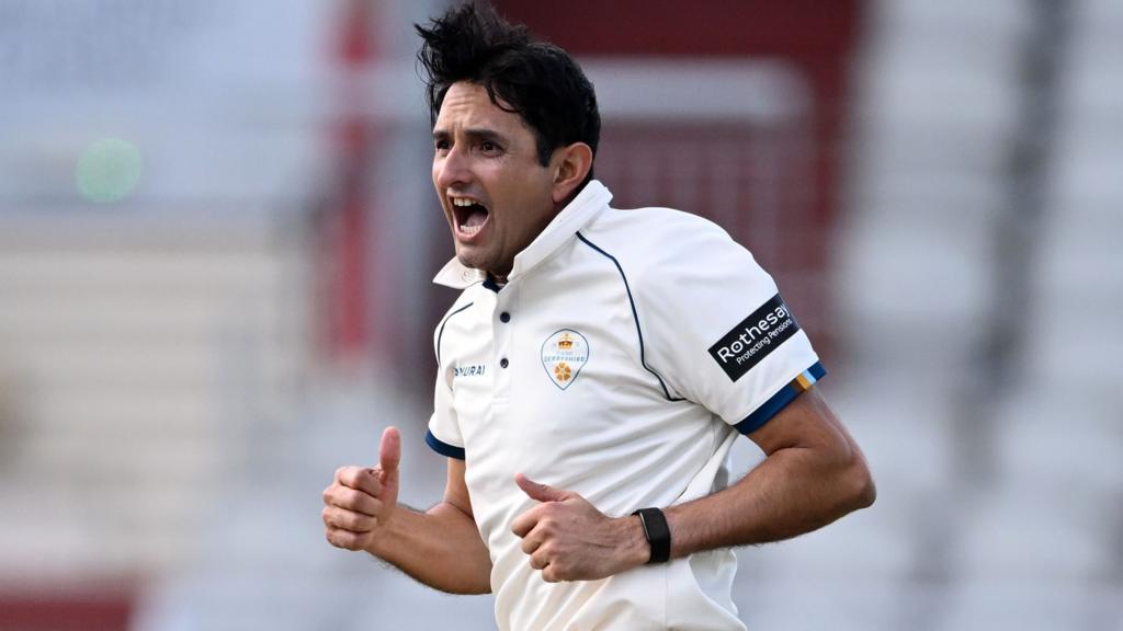 Abbas & Allison shine as wickets tumble at New Road