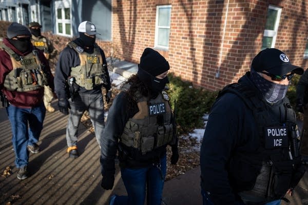 Amnesty International calls for the abolition of ICE