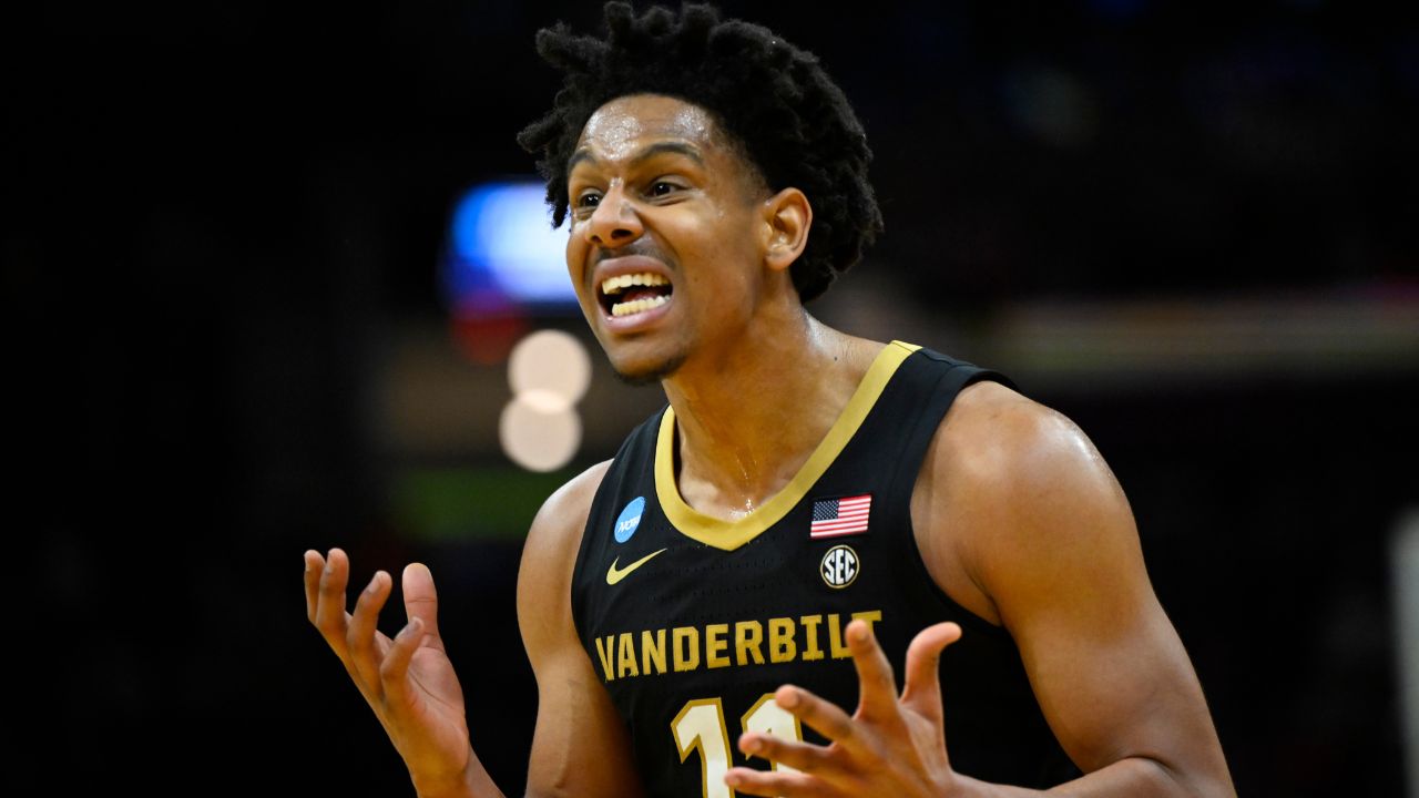 Raptors sign guard A.J. Hoggard to Exhibit 10 deal