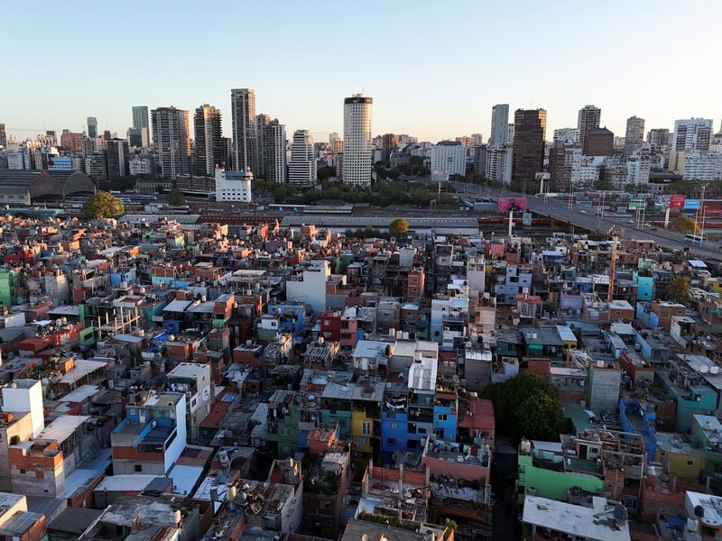 Argentina economic activity dips 1.4% in July