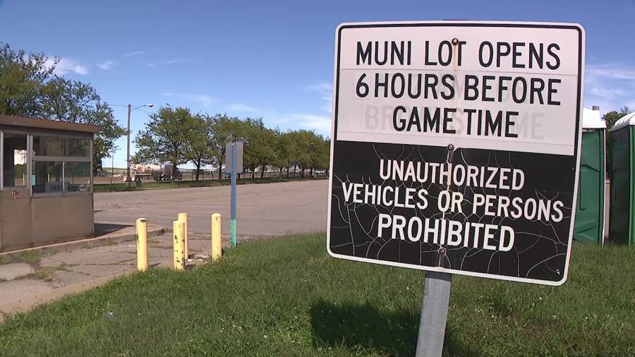 Muni Lot rules you need to know about ahead of Browns home opener