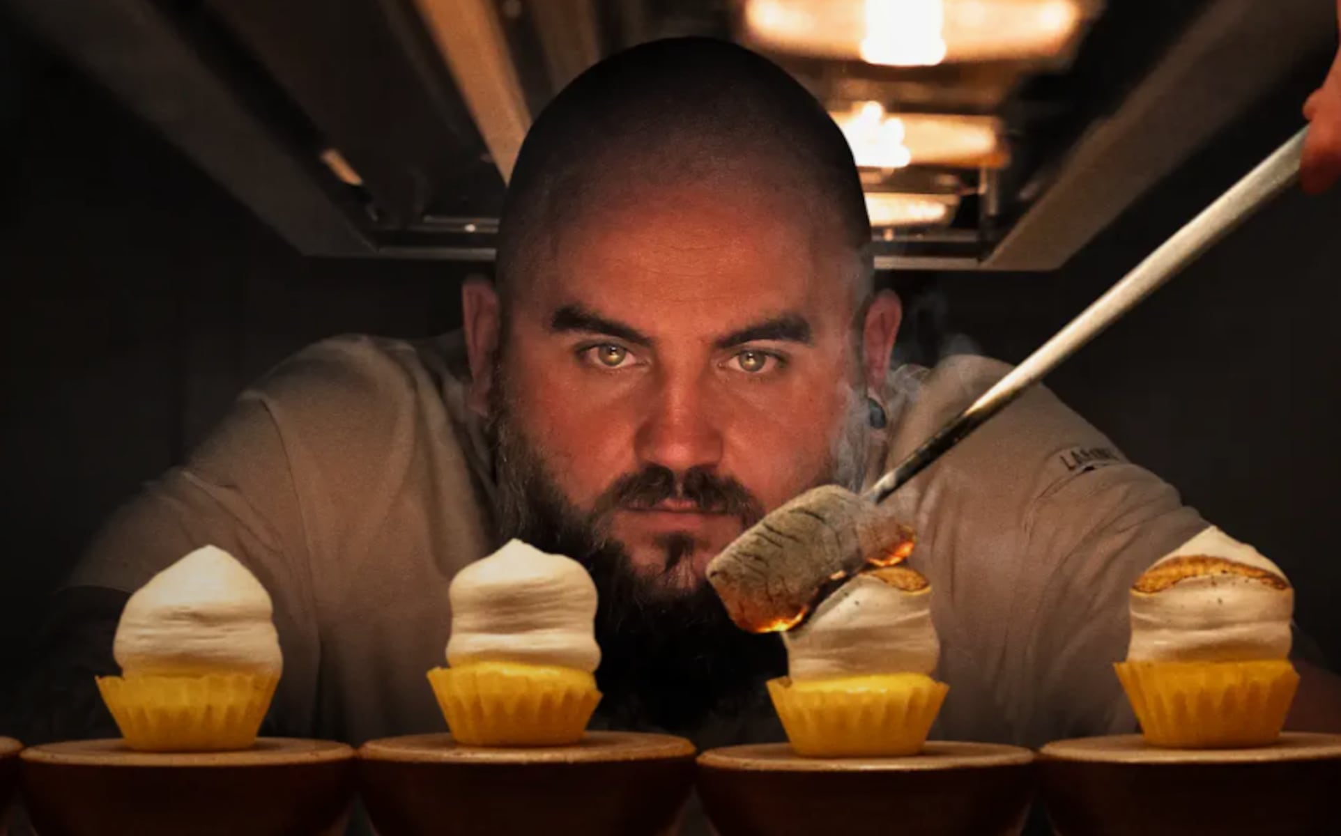 Watch ‘Knife Edge: Chasing Michelin Stars’ Season 2 streaming free