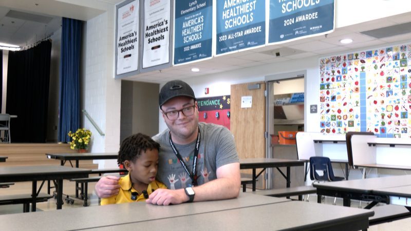 'I was scared': cafeteria manager saves 5-year-old kindergarten student from choking