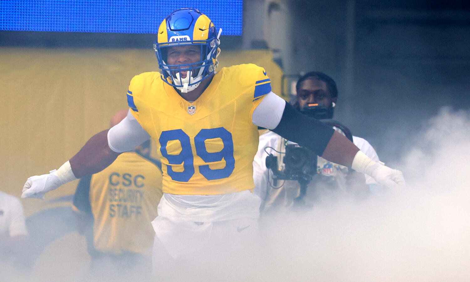 Aaron Donald watched his return game six times. Now he's ready to 'earn' more snaps