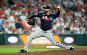 Braves place Martín Pérez on injured list due to lower back inflammation