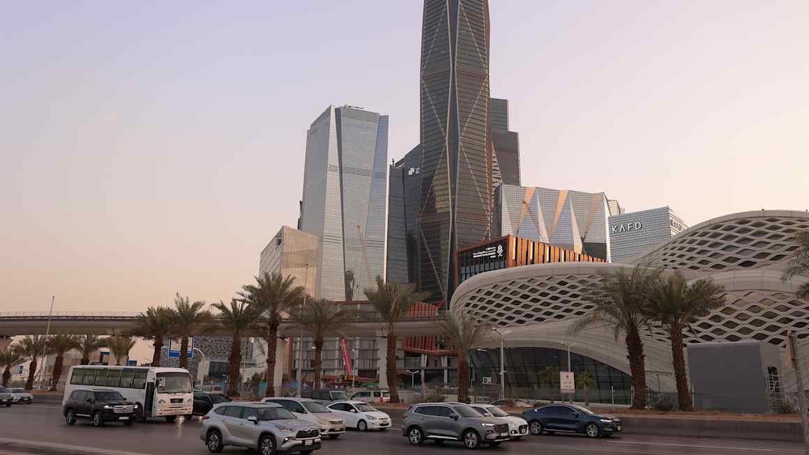 Wall Street boutiques balk at Saudi Arabia’s HQ rules