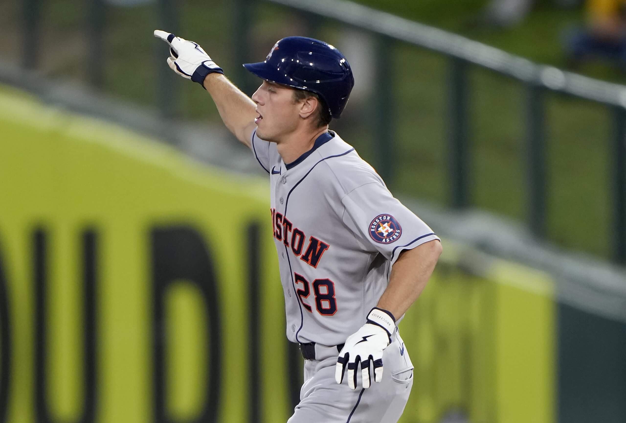 Lucas Spence's 3 homers keep Astros in first place as AL West comes down to the wire