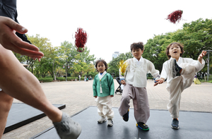 Chuseok traditions come alive in Seoul