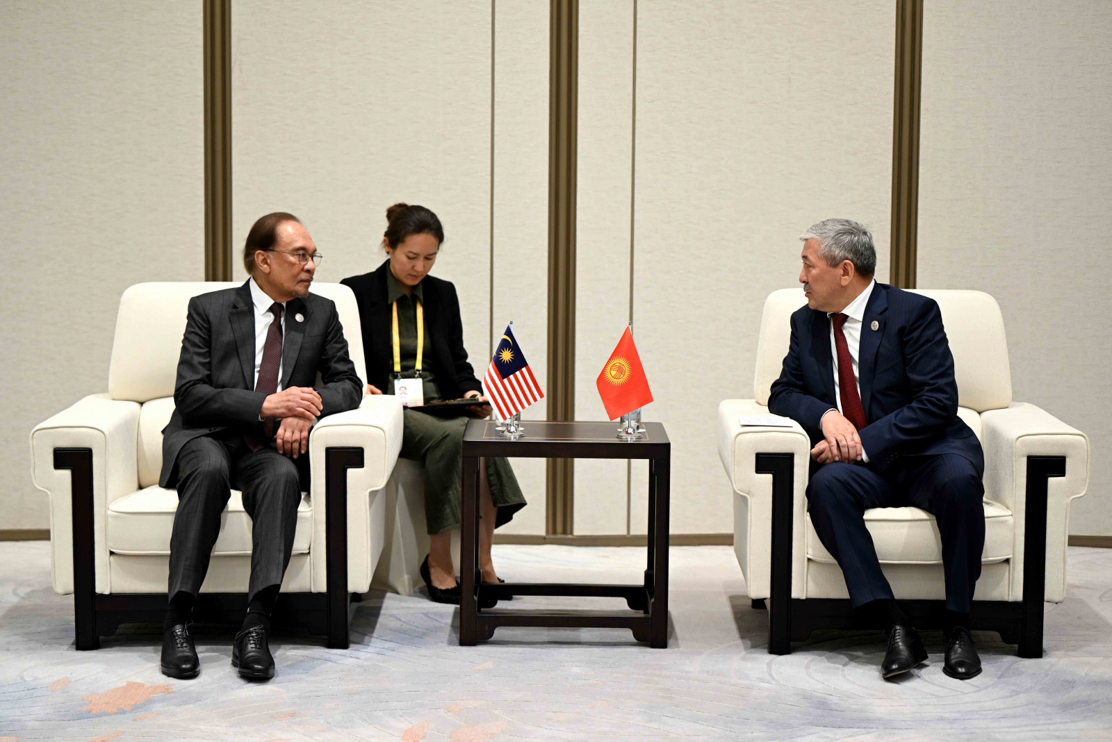 Kyrgyzstan, Malaysia explore new opportunities for bilateral trade