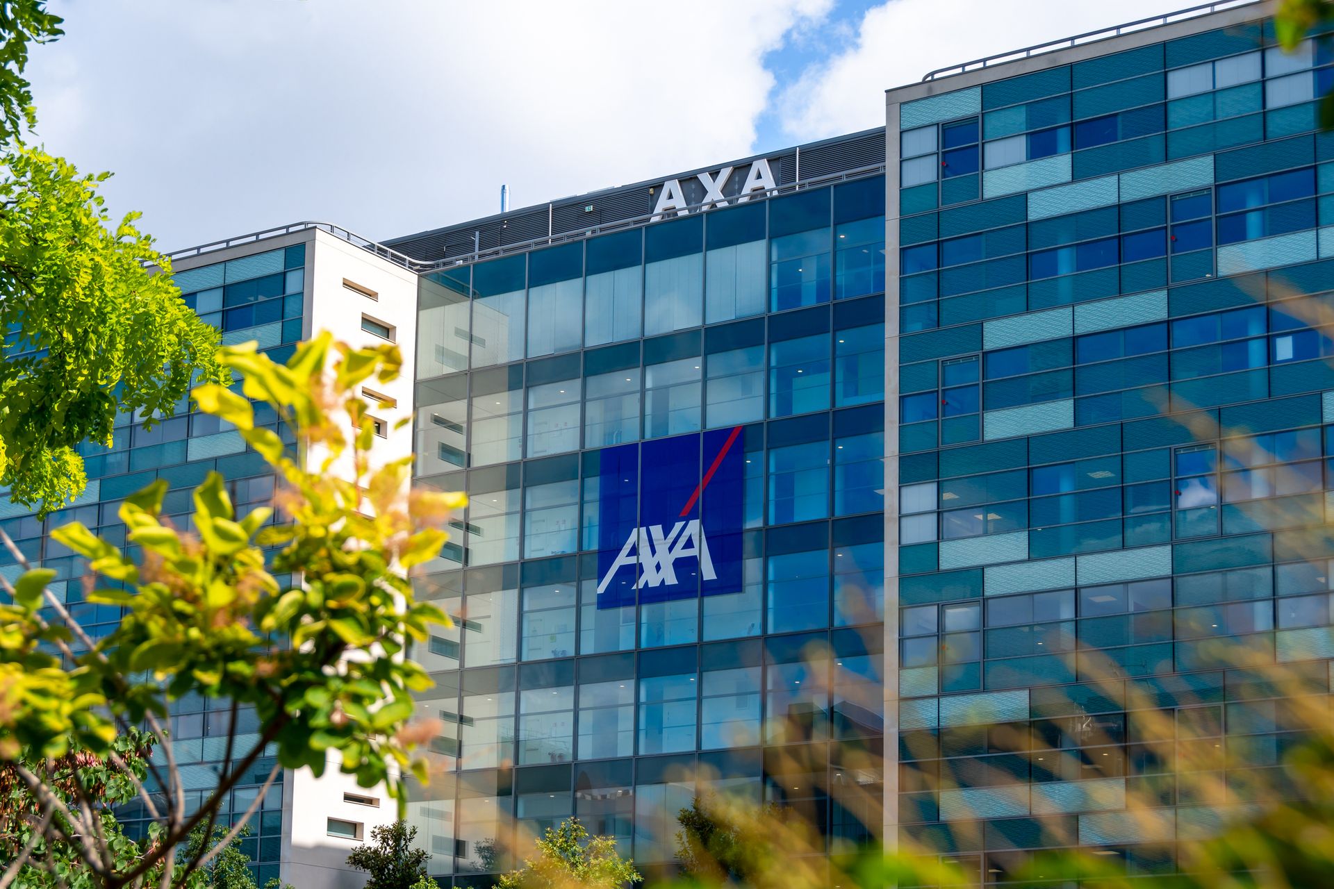 Global insurer Axa is going cheap – should you buy?