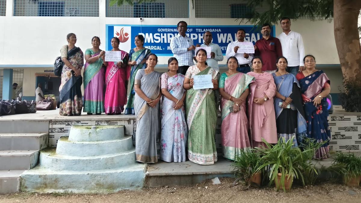 Teachers protest against GO 25, seek reduction in workload