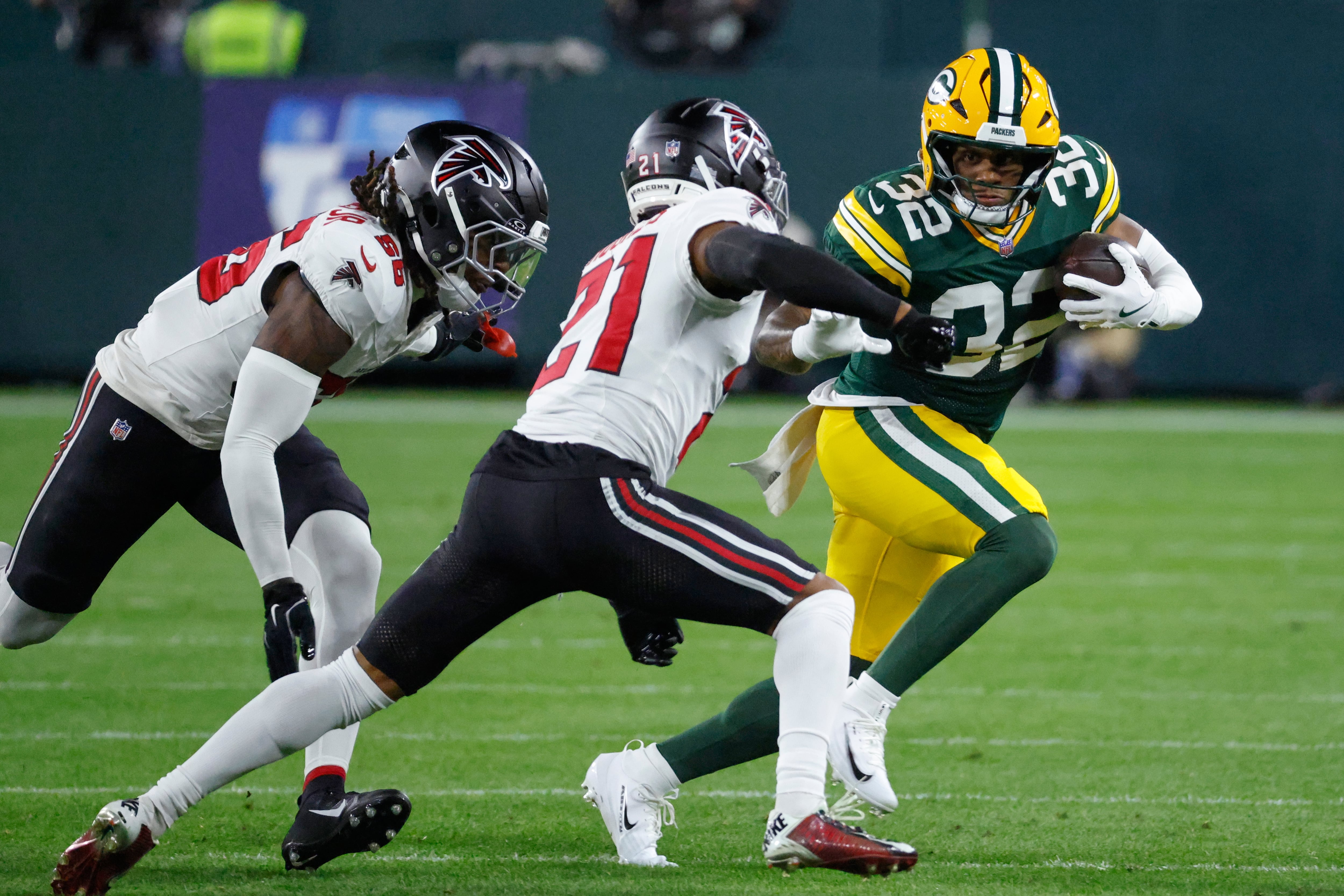 Packers' embarrassing home-opening loss exposes their lack of a rushing attack