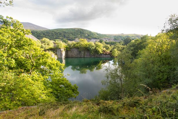 Earthquake rocks beauty spot in Wales as locals feel 'rumble' and dogs 'cower'
