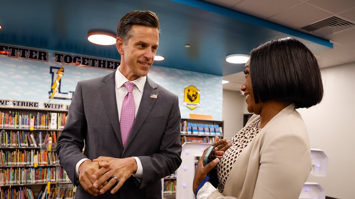 After state demands, Hillsborough pulls more books from school shelves