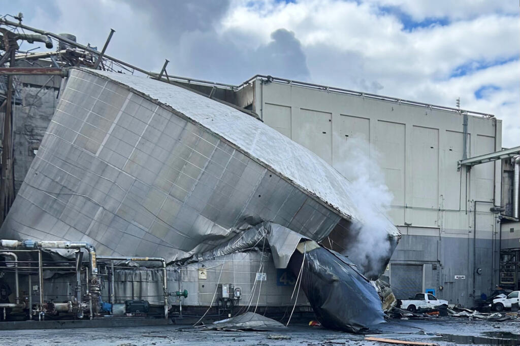 Longview lawmaker to file bill on tanks
