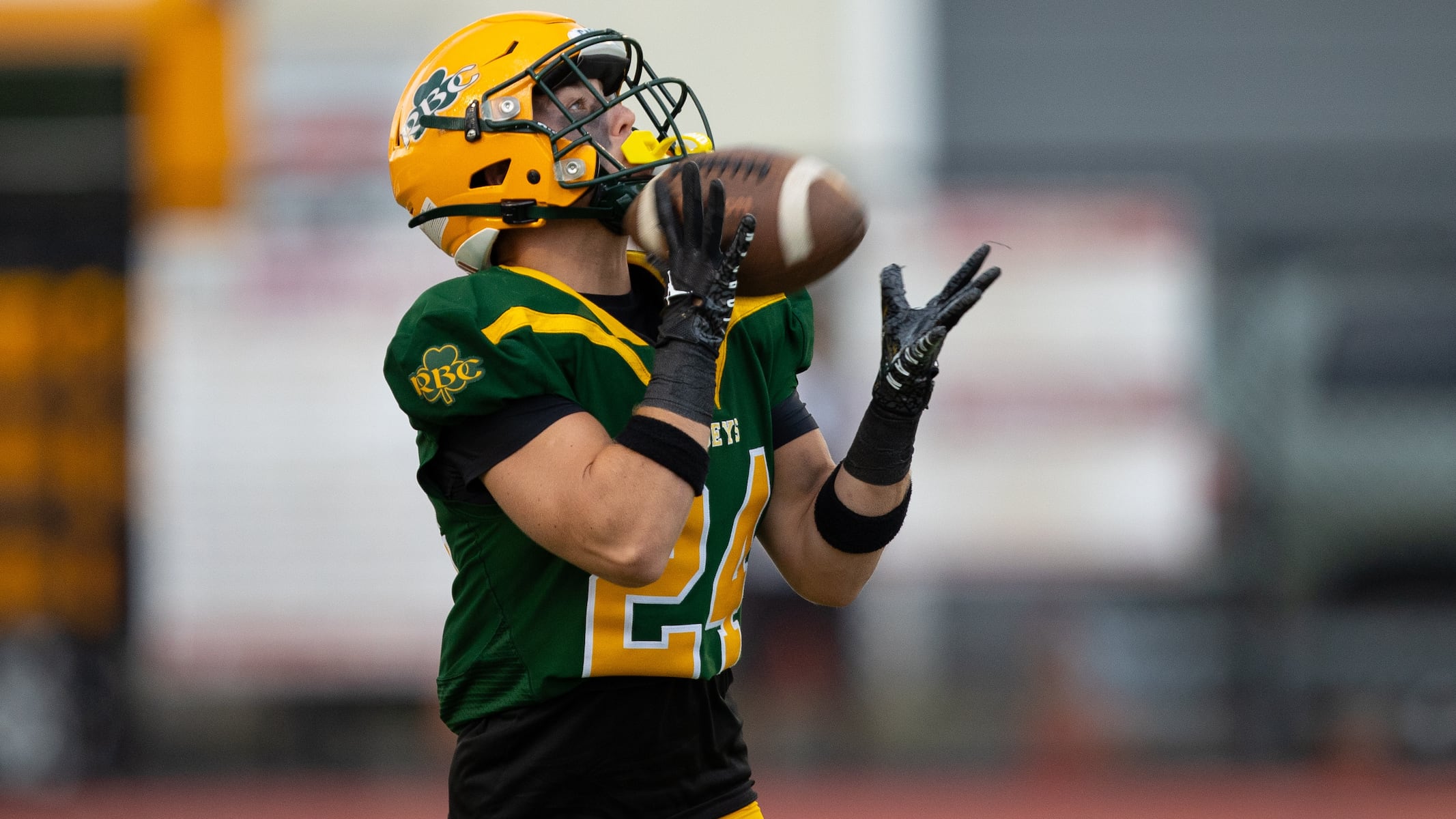 No. 6 Red Bank Catholic cruises past Holmdel - Football