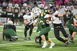 Late safety breaks tie, propels Lindbergh to close win over Summit