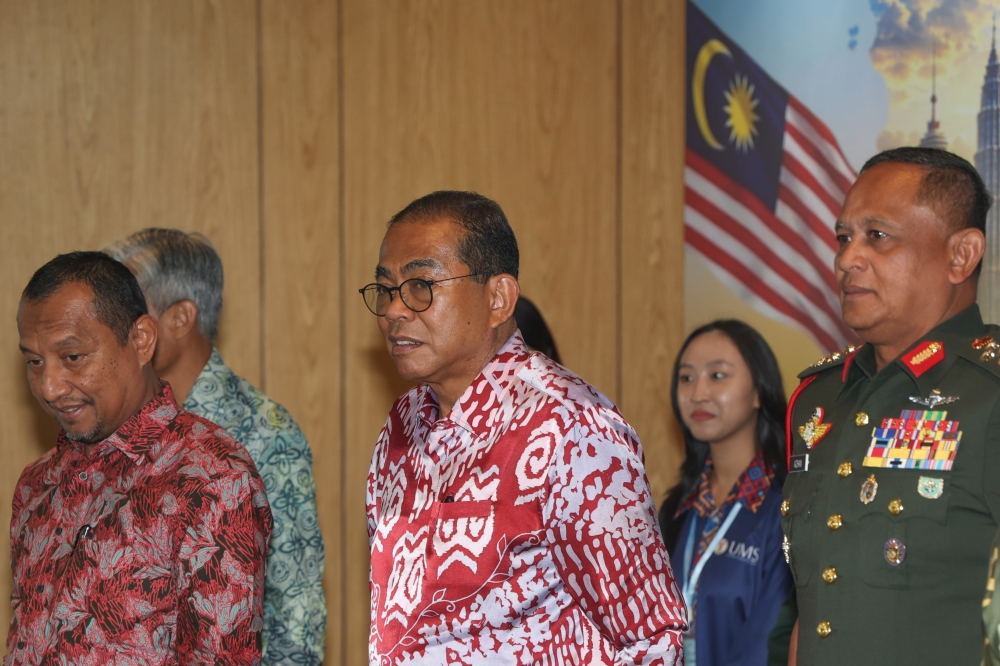 Khaled Nordin: Malaysia to reinforce defence, especially in Sabah, amid South China Sea tensions