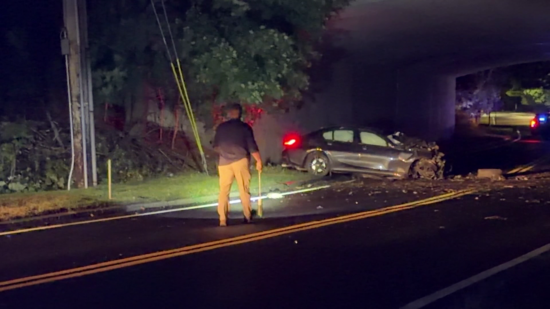Serious crash under investigation in Lynnfield