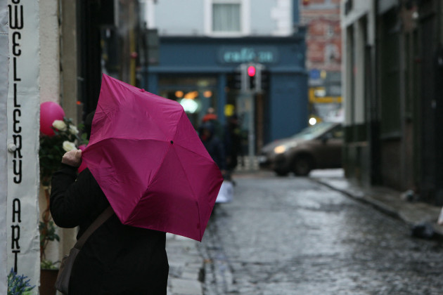 Warning of 'thundery rain' on Sunday morning issued for 20 counties