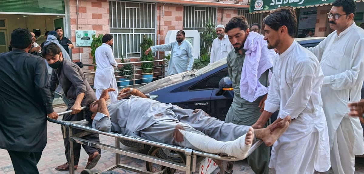 Mindestens elf Menschen sterben bei Selbstmordanschlag in Pakistan