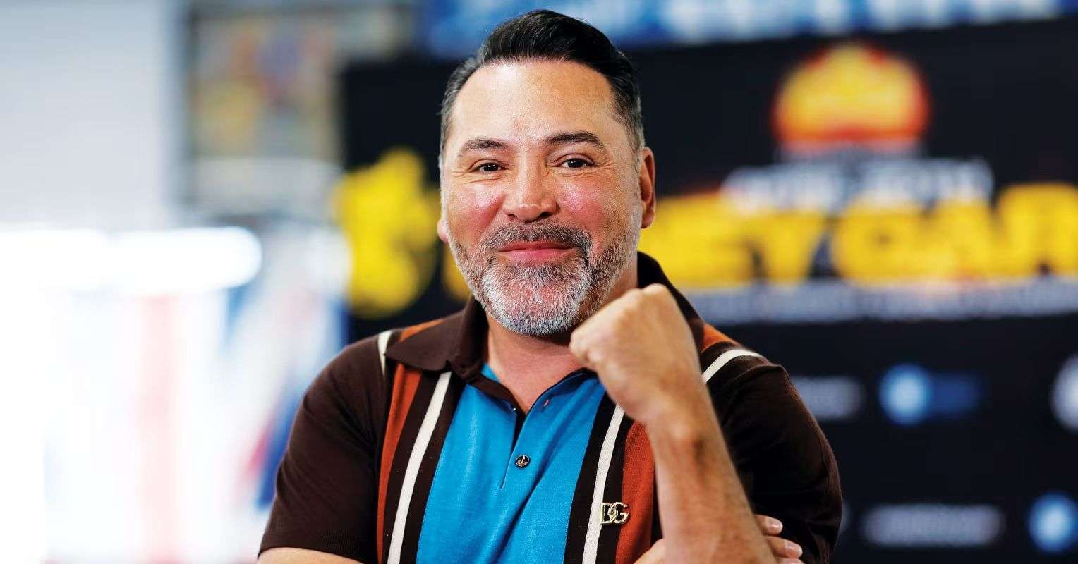 Oscar De La Hoya names the one fighter from this era he’d like to face: “Walk in the park”