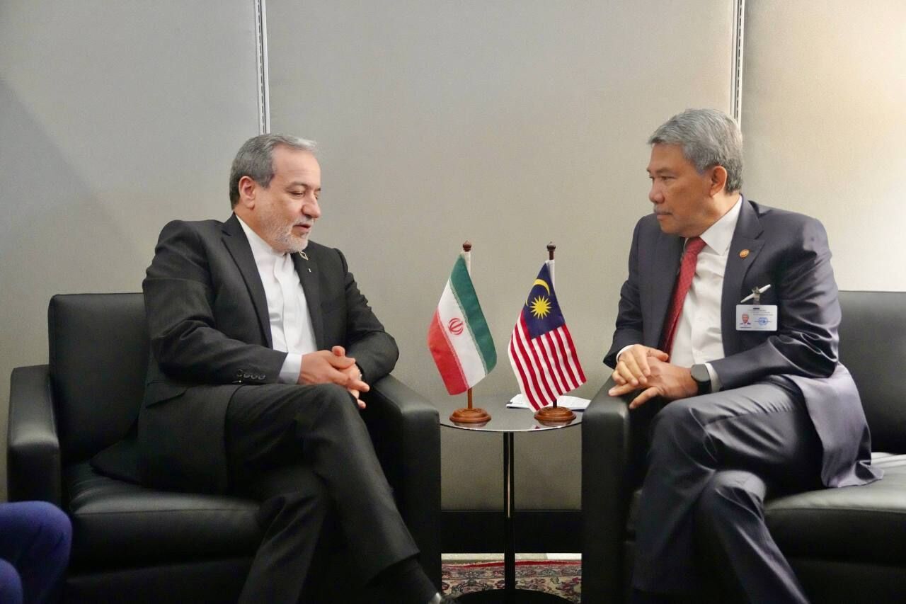 FM Araghchi meets Malaysian, Cambodian counterparts in New York