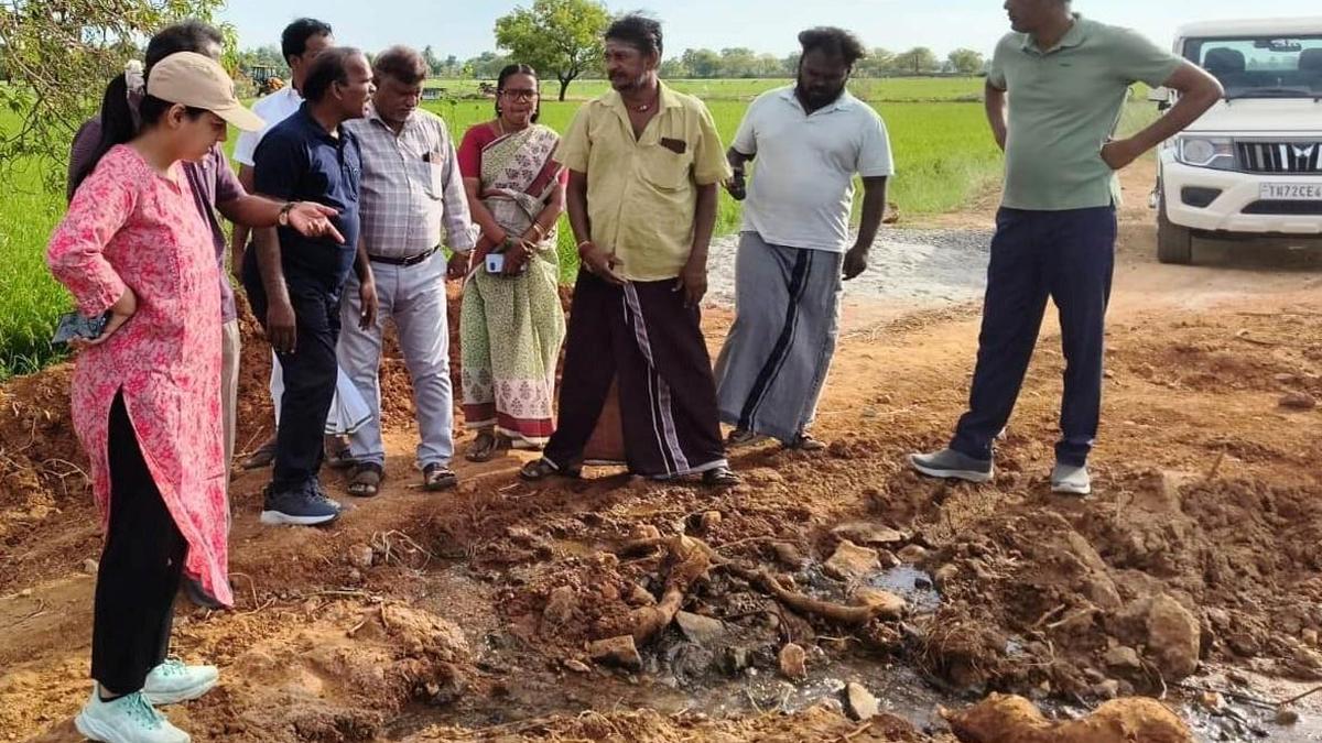 Tirunelveli Corporation Commissioner inspects drinking water pumping stations